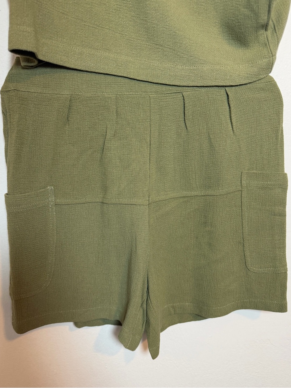 2pc set Casual Olive Green Shorts Set Short Sleeve Top and Shorts - Picture 3 of 9